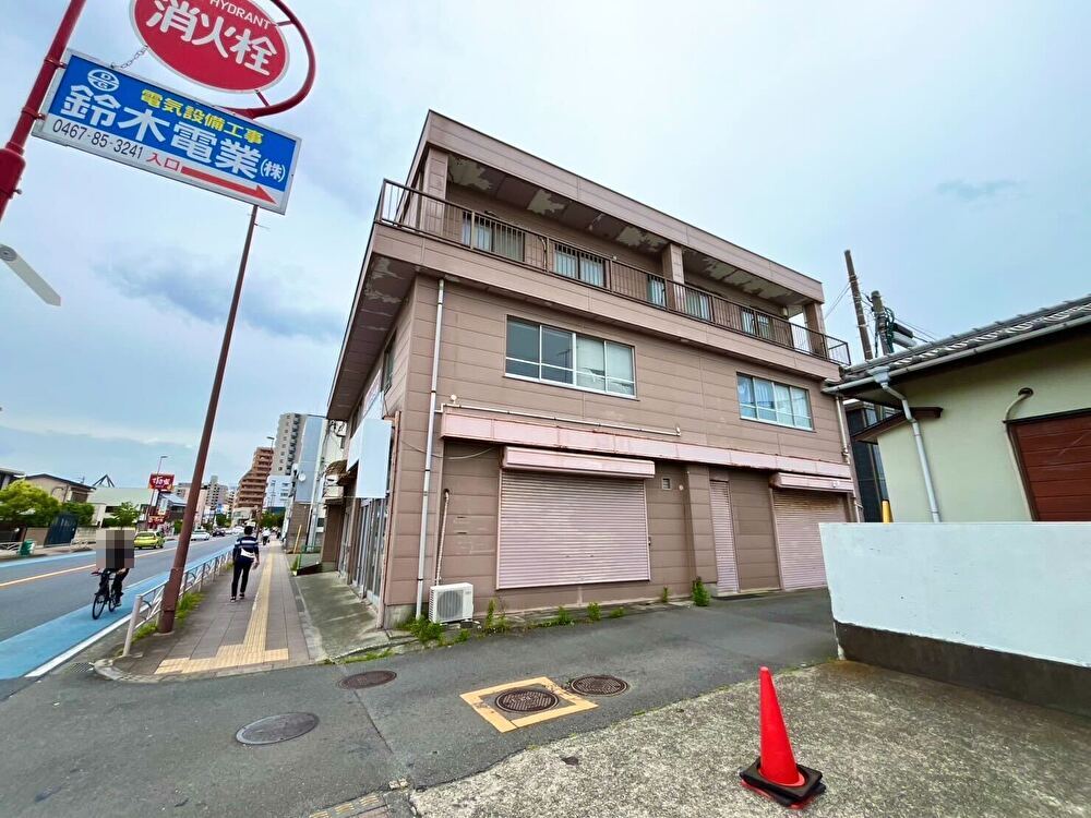 現地